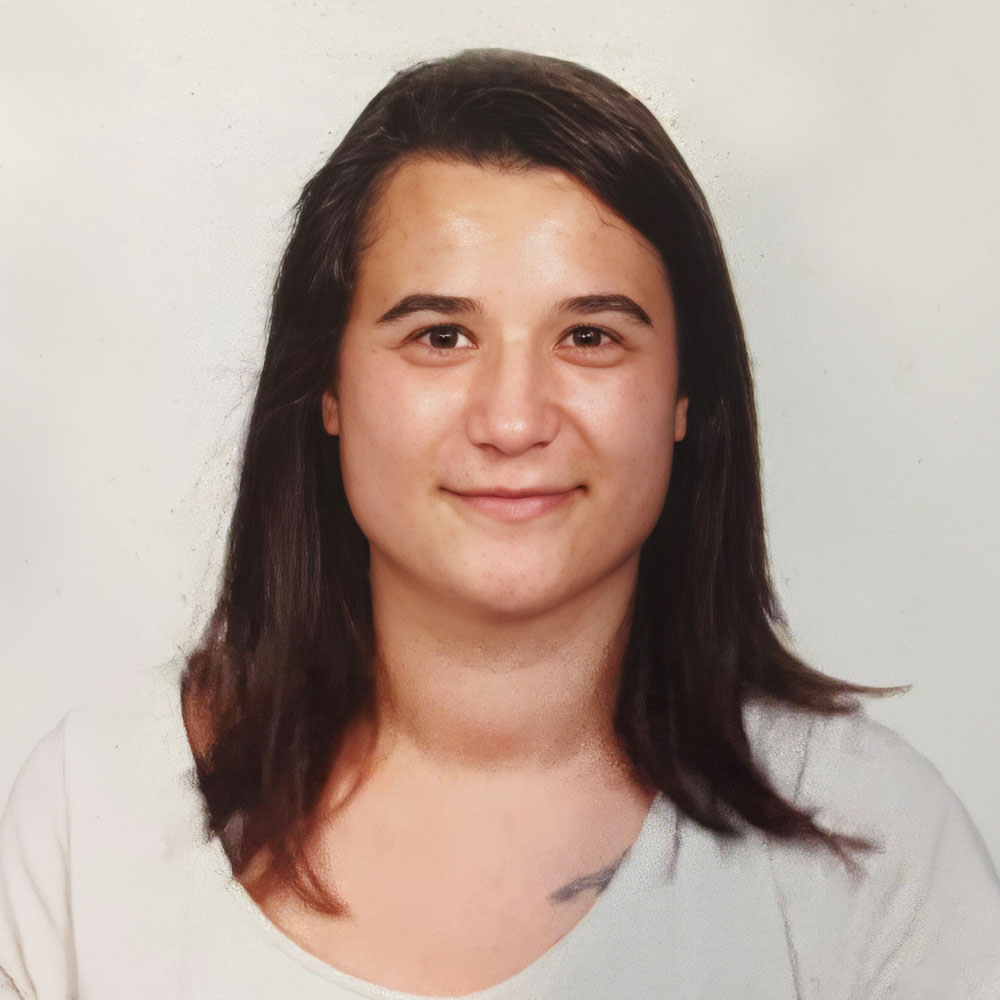 Dr. Sheila Azcoitia Dr. Sheila Azcoitia